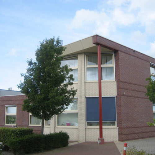 AU-017-Bedrijfsgebouw-1